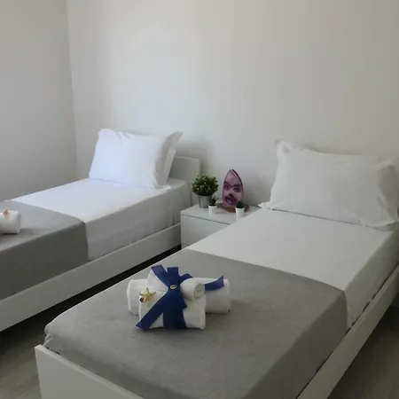 Oudeis Holidays * 트로페아