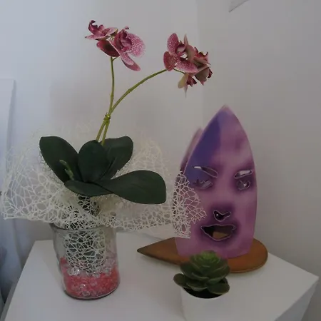 Oudeis Holidays 트로페아