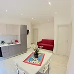 Oudeis Holidays Apartment *