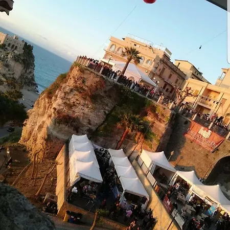 Oudeis Holidays Апартаменты Тропея